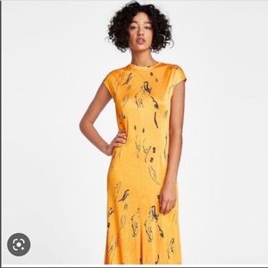 NWT Zara Maxi Dress Gold Yellow Black Pattern